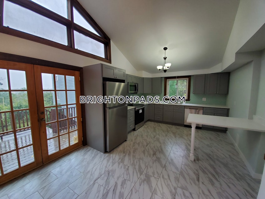 BOSTON - BRIGHTON - BRIGHTON CENTER - 4 Beds, 2 Baths - Image 48