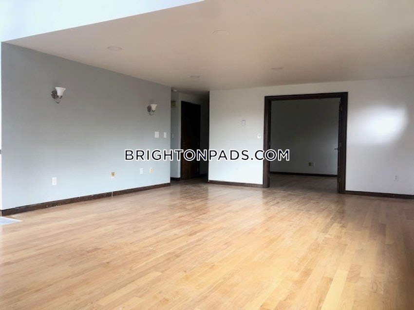 BOSTON - BRIGHTON - BRIGHTON CENTER - 4 Beds, 2 Baths - Image 33