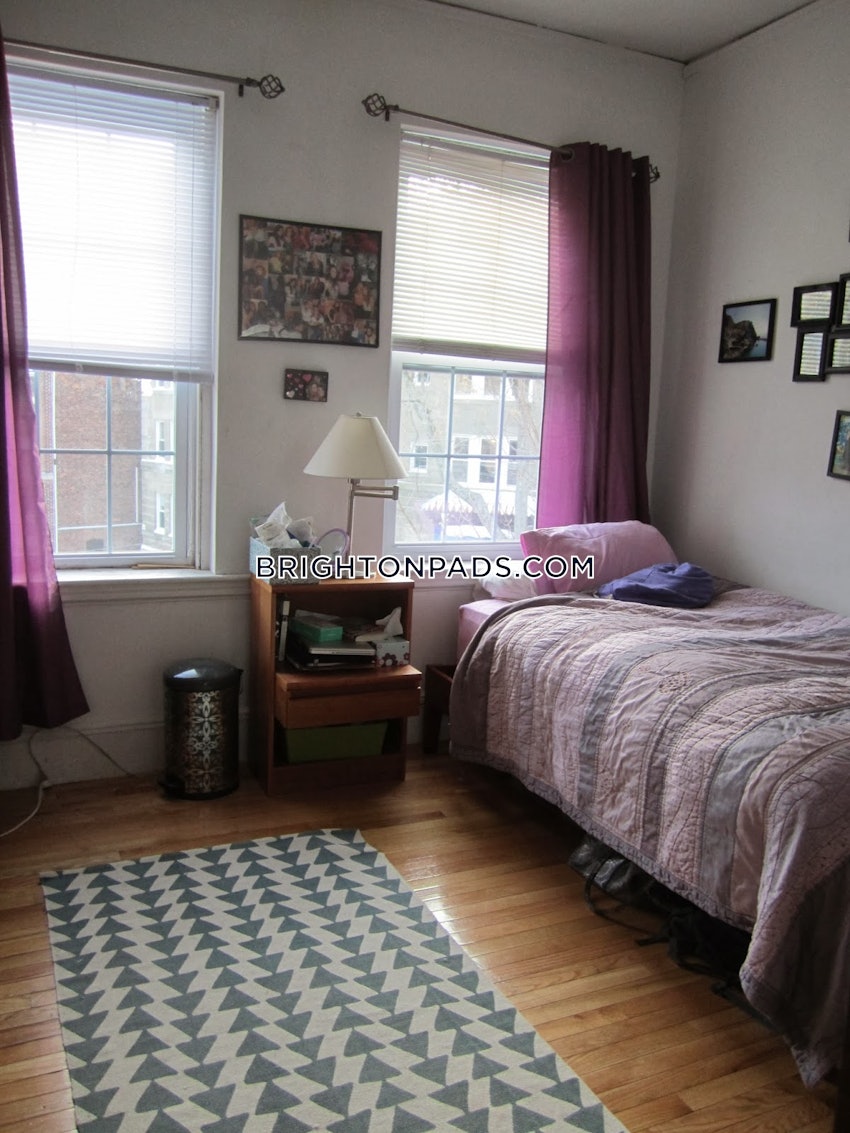 BOSTON - BRIGHTON - CLEVELAND CIRCLE - 4 Beds, 1 Bath - Image 14