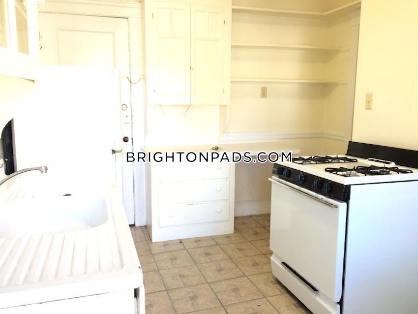 BOSTON - BRIGHTON - CLEVELAND CIRCLE - 1 Bed, 1 Bath - Image 1