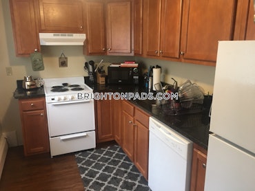 Cleveland Circle - Brighton, Boston, MA - 2 Beds, 1 Bath - $2,700 - ID#4316482