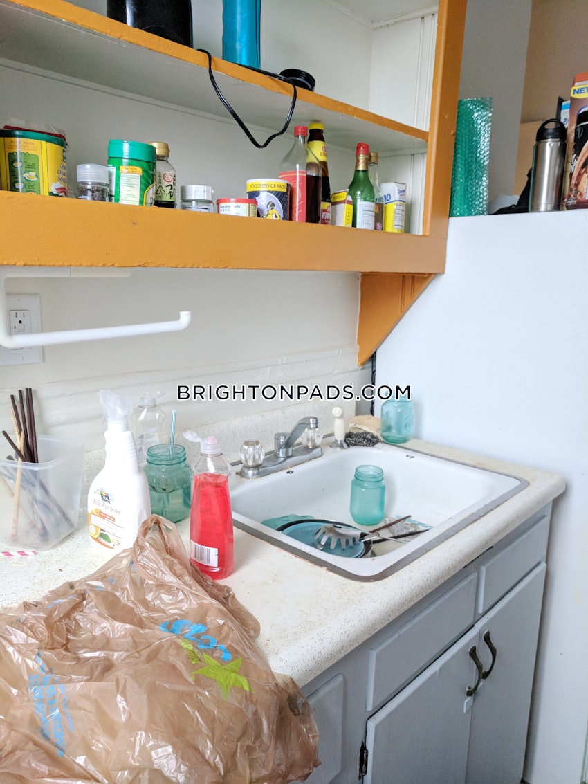 BOSTON - BRIGHTON- WASHINGTON ST./ ALLSTON ST. - 2 Beds, 1 Bath - Image 2