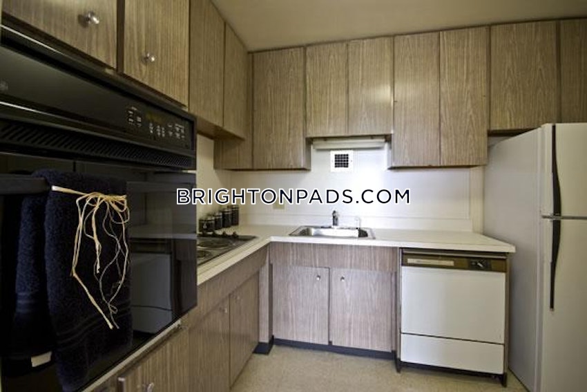 BOSTON - BRIGHTON - BOSTON COLLEGE - 2 Beds, 1 Bath - Image 1