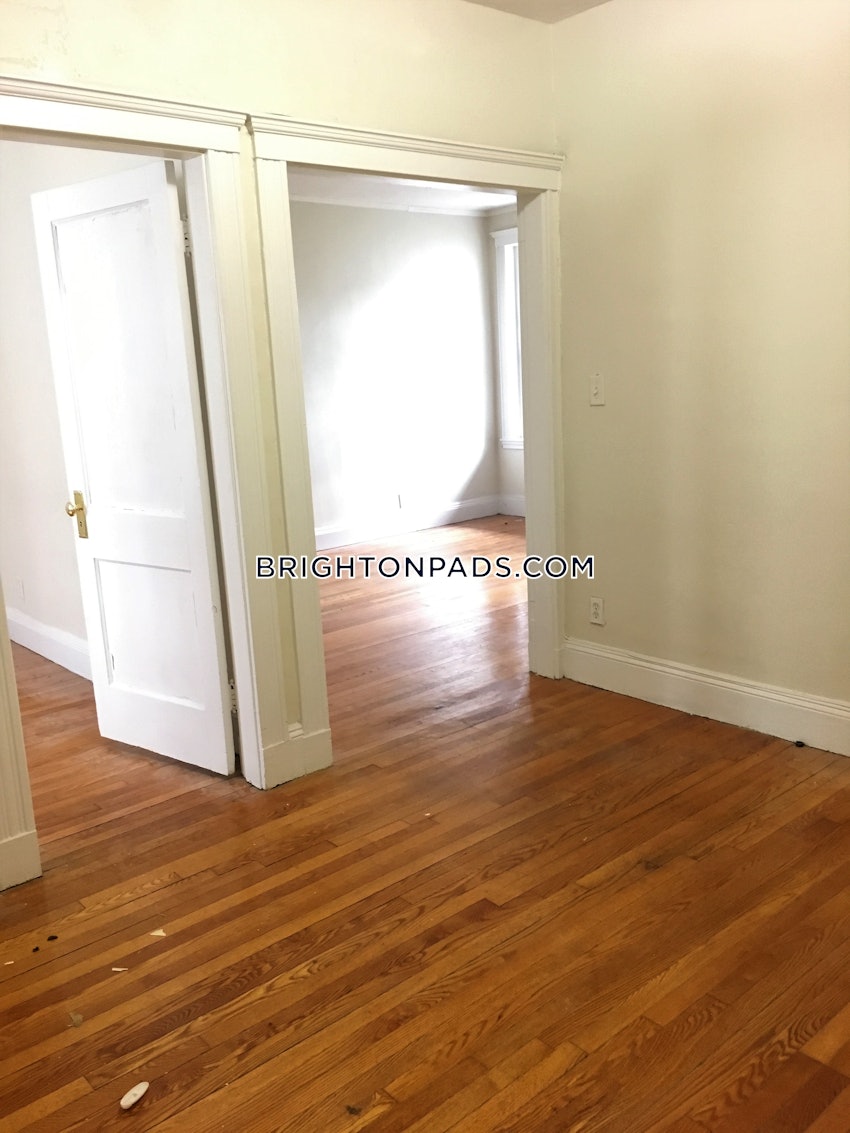 BOSTON - BRIGHTON - CLEVELAND CIRCLE - 1 Bed, 1 Bath - Image 3