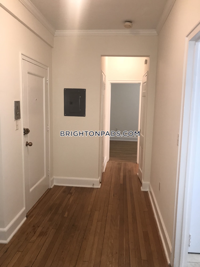 BOSTON - BRIGHTON - CLEVELAND CIRCLE - 1 Bed, 1 Bath - Image 10