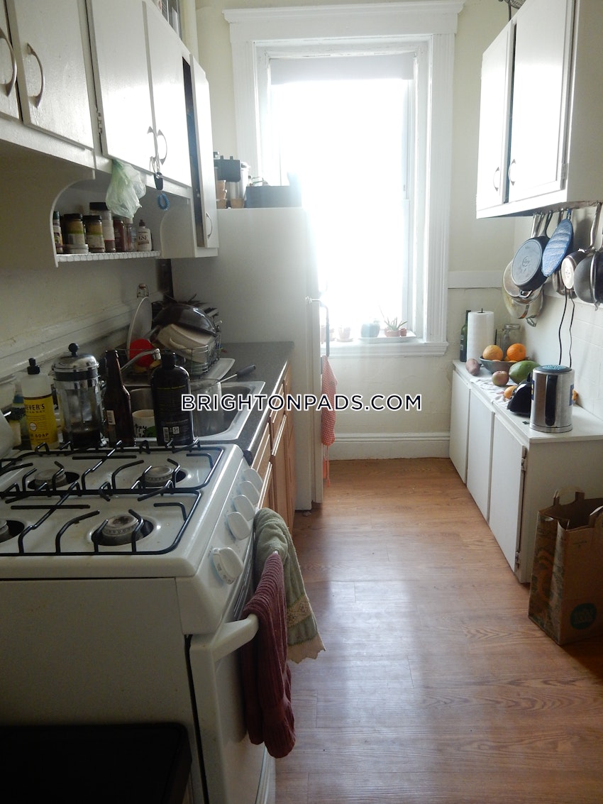 BOSTON - BRIGHTON- WASHINGTON ST./ ALLSTON ST. - 2 Beds, 1 Bath - Image 6