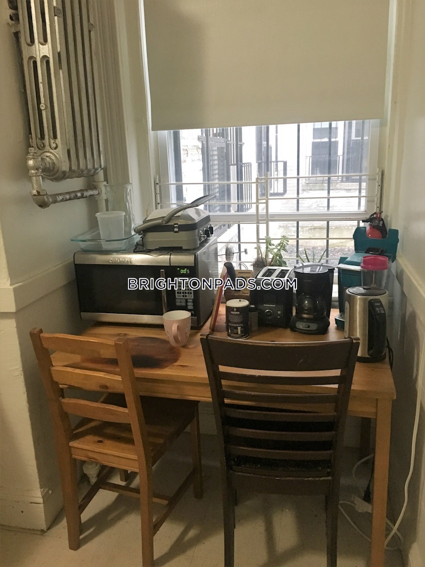 BOSTON - BRIGHTON - CLEVELAND CIRCLE - 2 Beds, 1 Bath - Image 12