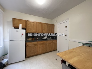 Cleveland Circle - Brighton, Boston, MA - 2 Beds, 1 Bath - $2,725 - ID#4880277