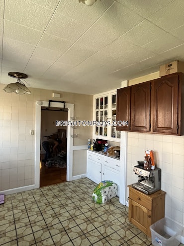 Cleveland Circle - Brighton, Boston, MA - 4 Beds, 1 Bath - $4,200 - ID#4453294