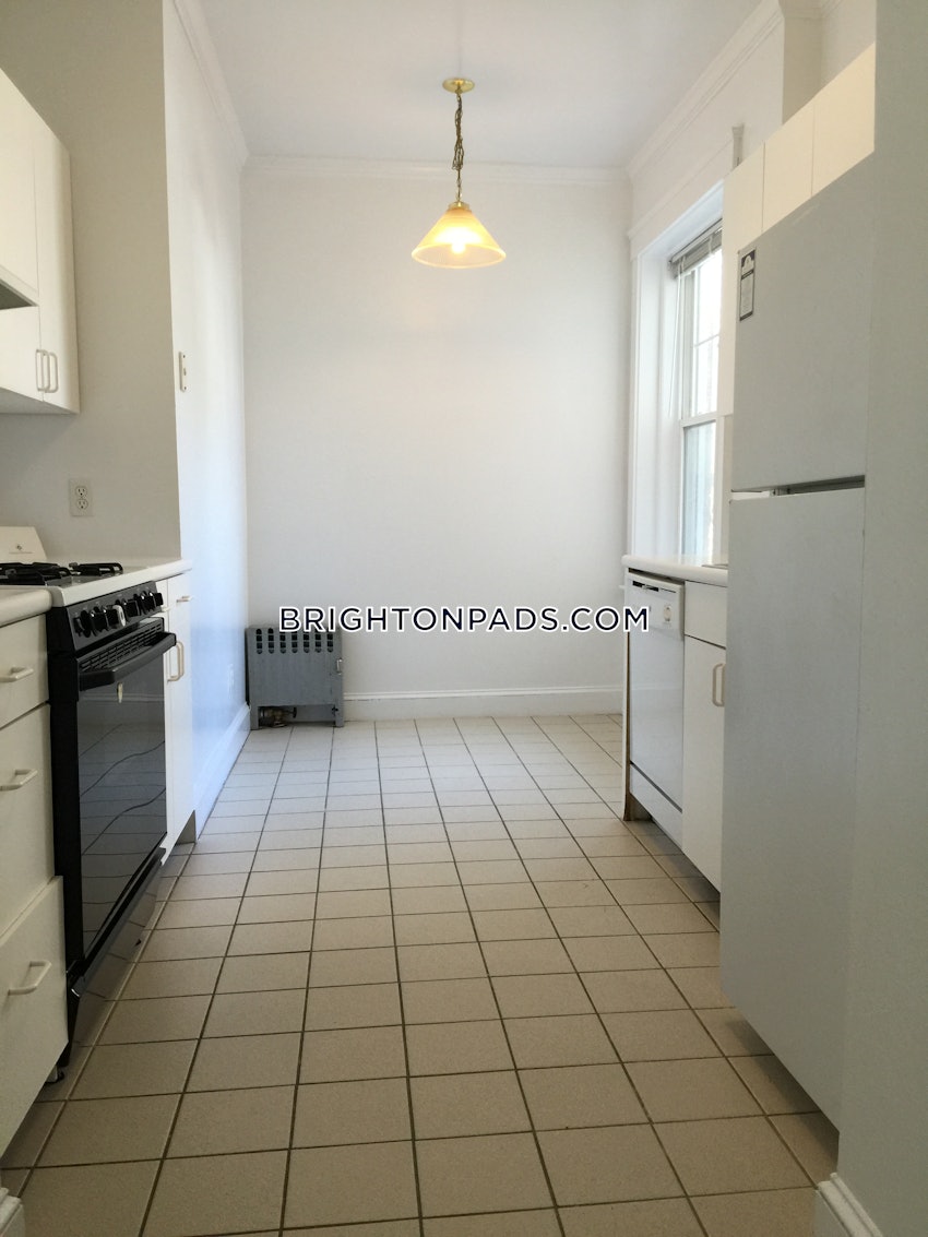 BOSTON - BRIGHTON - CLEVELAND CIRCLE - 2 Beds, 1 Bath - Image 9