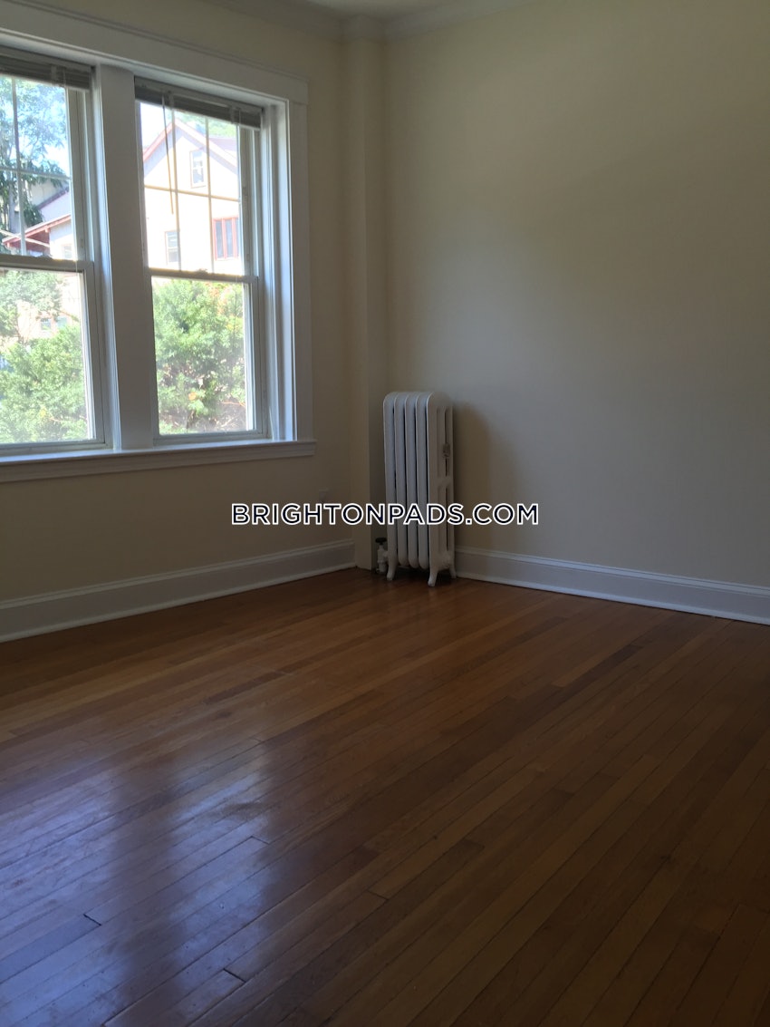 BOSTON - BRIGHTON - CLEVELAND CIRCLE - 2 Beds, 1 Bath - Image 8