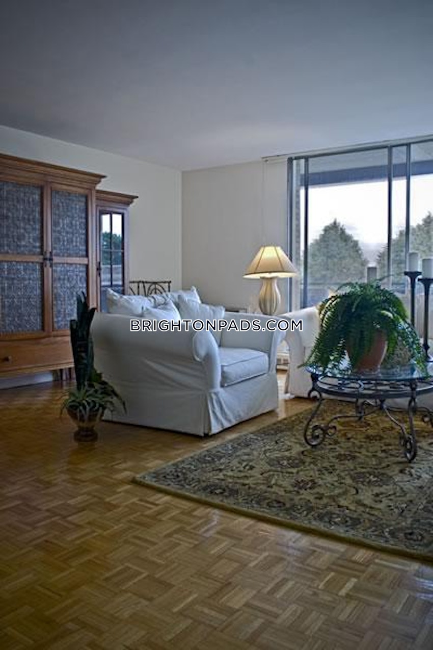 BOSTON - BRIGHTON - BOSTON COLLEGE - 1 Bed, 1 Bath - Image 9