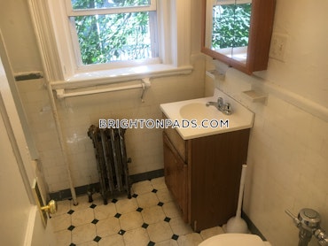 Boston - 2 Beds, 1 Baths