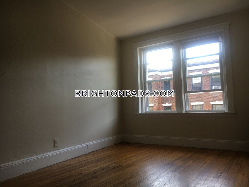 BOSTON - BRIGHTON - CLEVELAND CIRCLE - 2 Beds, 1 Bath - Image 2