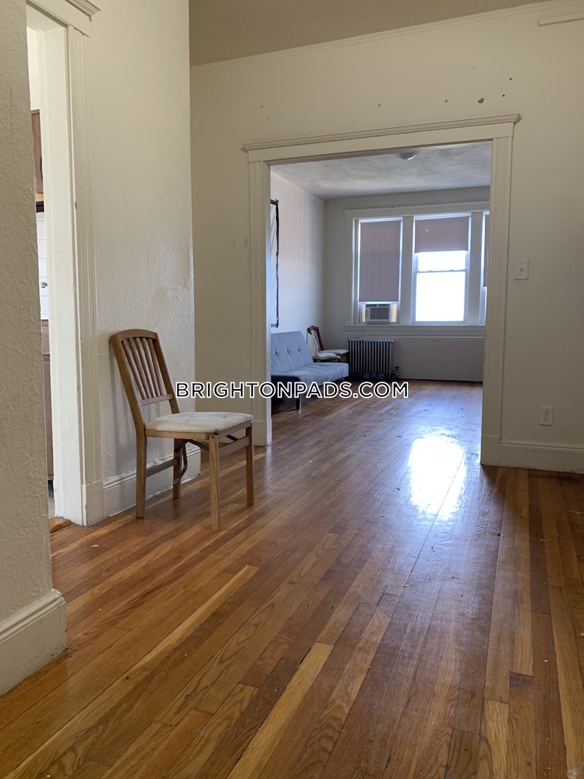 BOSTON - BRIGHTON - CLEVELAND CIRCLE - 2 Beds, 1 Bath - Image 41