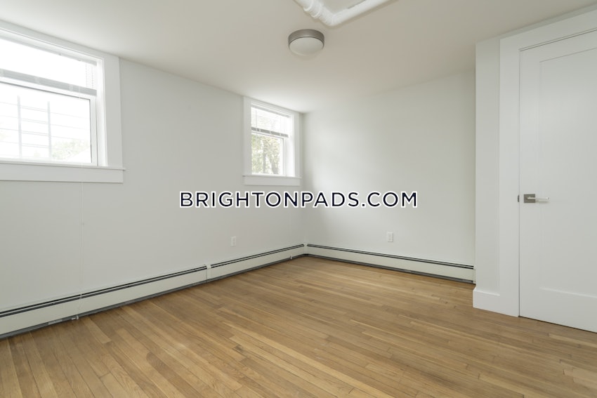 BOSTON - BRIGHTON - BOSTON COLLEGE - 3 Beds, 1 Bath - Image 10