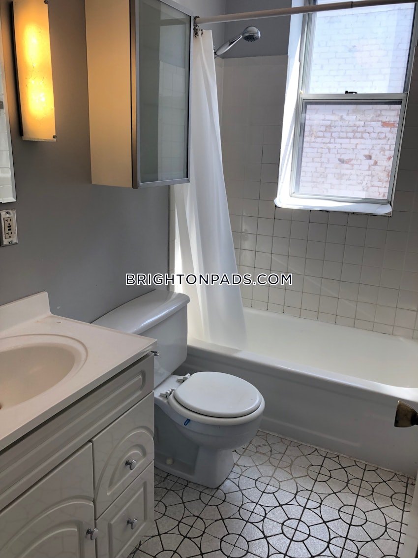 BOSTON - BRIGHTON - CLEVELAND CIRCLE - 2 Beds, 2 Baths - Image 44