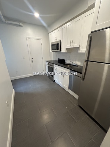 Cleveland Circle - Brighton, Boston, MA - 2 Beds, 1 Bath - $3,195 - ID#4895452