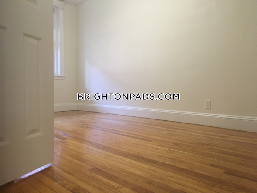 BOSTON - BRIGHTON - CLEVELAND CIRCLE - 2 Beds, 1 Bath - Image 6