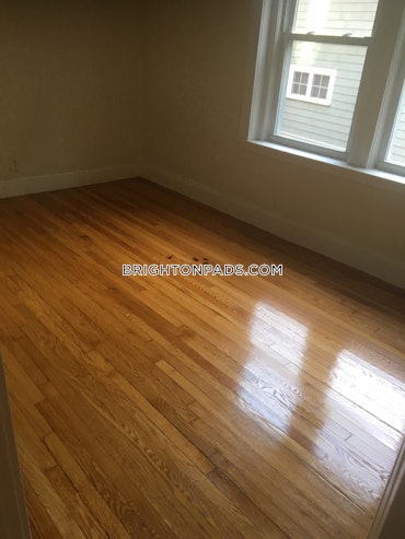 Boston - 2 Beds, 1 Baths