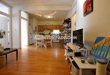 Boston - 4 Beds, 1 Baths