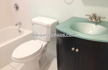 Boston - 5 Beds, 2 Baths