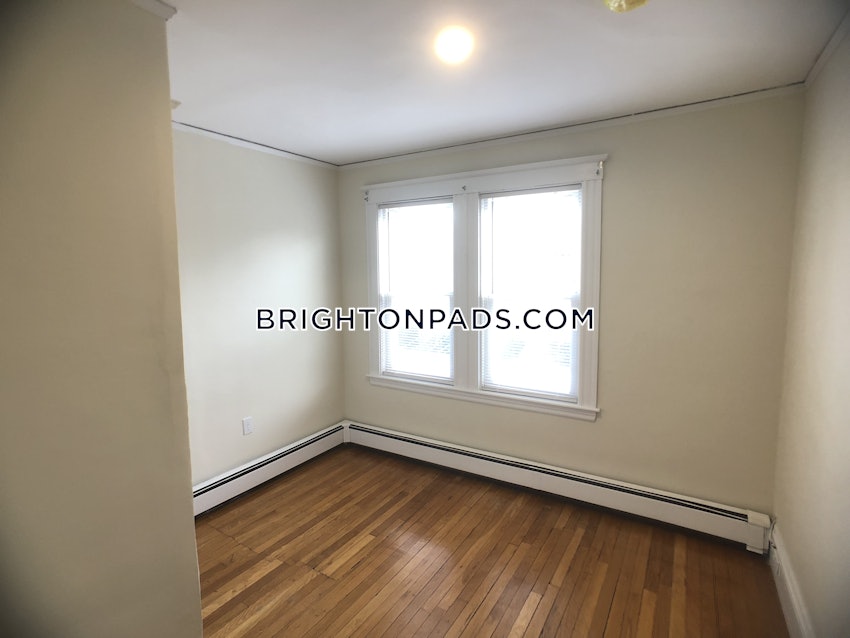 BOSTON - BRIGHTON - OAK SQUARE - 4 Beds, 2 Baths - Image 47