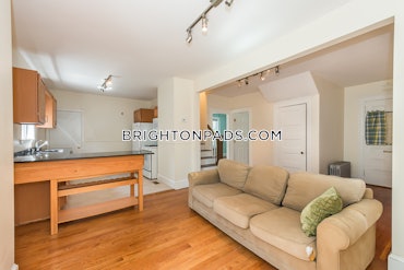 Oak Square - Brighton, Boston, MA - 4 Beds, 2 Baths - $3,995 - ID#4534724