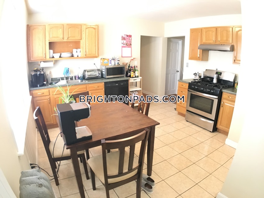 BOSTON - BRIGHTON - OAK SQUARE - 3 Beds, 1 Bath - Image 3