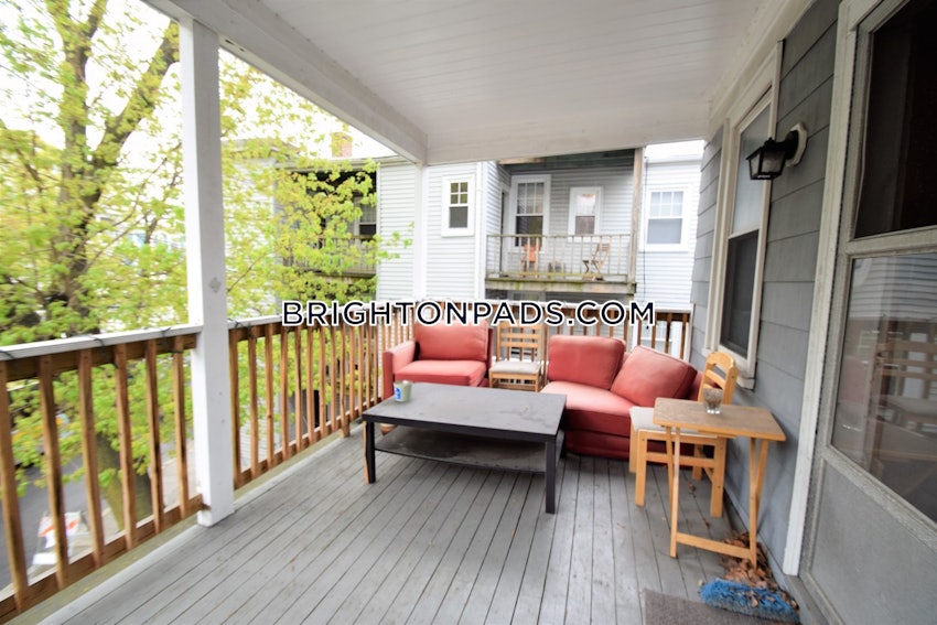 BOSTON - BRIGHTON - OAK SQUARE - 4 Beds, 2 Baths - Image 10