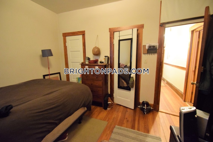 BOSTON - BRIGHTON - OAK SQUARE - 4 Beds, 2 Baths - Image 7