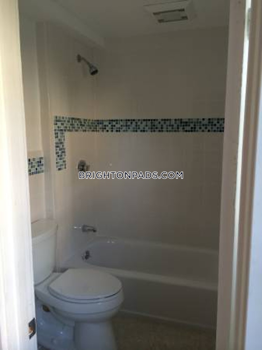 BOSTON - BRIGHTON - OAK SQUARE - 7 Beds, 3 Baths - Image 7