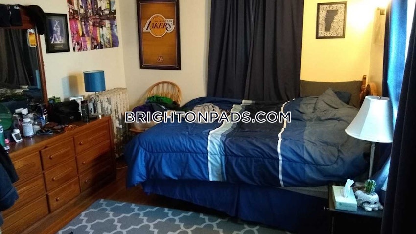 BOSTON - BRIGHTON - OAK SQUARE - 4 Beds, 2 Baths - Image 3