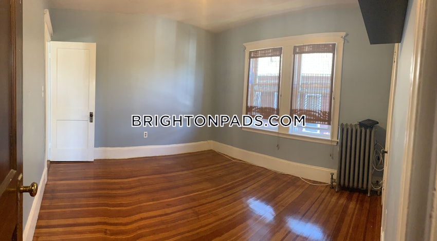 BOSTON - BRIGHTON - OAK SQUARE - 3 Beds, 1 Bath - Image 30