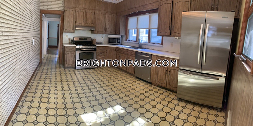 BOSTON - BRIGHTON - OAK SQUARE - 3 Beds, 1 Bath - Image 8