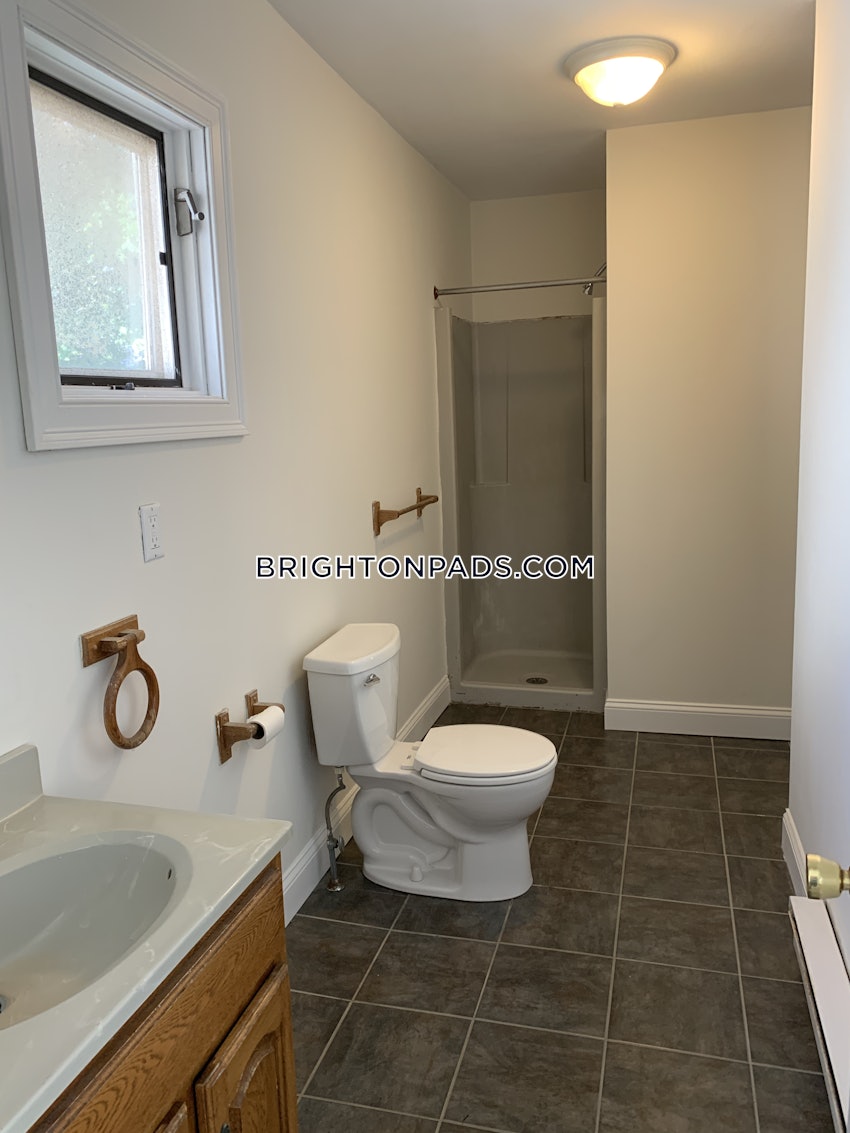 BOSTON - BRIGHTON - OAK SQUARE - 4 Beds, 2 Baths - Image 26