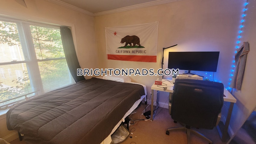 BOSTON - BRIGHTON - OAK SQUARE - 1 Bed, 2 Baths - Image 3
