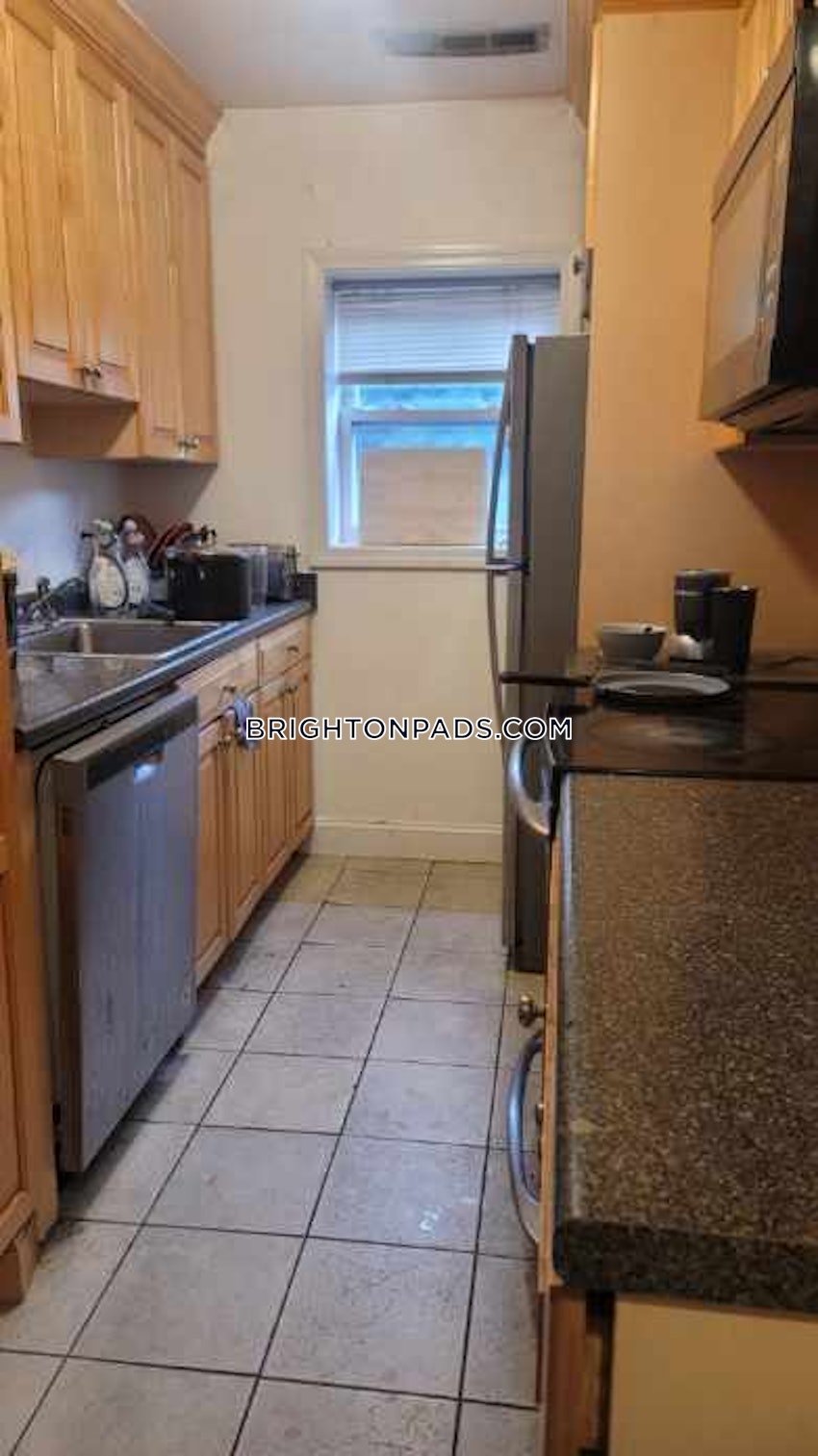 BOSTON - BRIGHTON - OAK SQUARE - 1 Bed, 2 Baths - Image 2