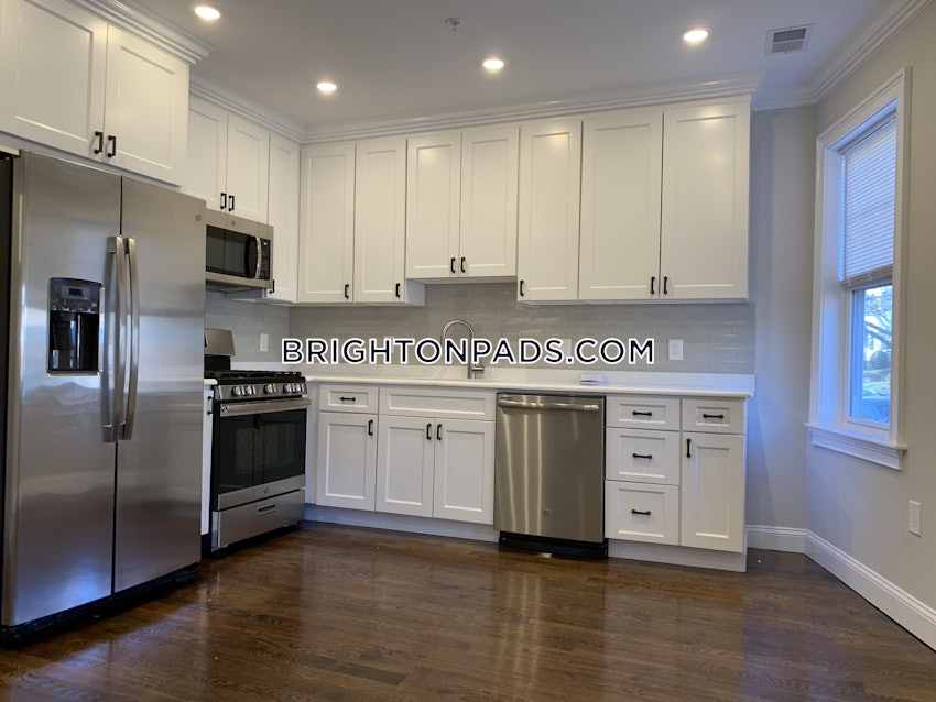 BOSTON - BRIGHTON - OAK SQUARE - 4 Beds, 1.5 Baths - Image 16