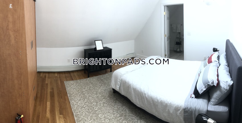 BOSTON - BRIGHTON - OAK SQUARE - 3 Beds, 2 Baths - Image 26