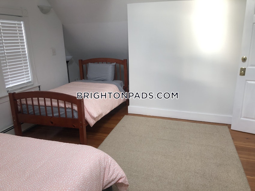 BOSTON - BRIGHTON - OAK SQUARE - 3 Beds, 2 Baths - Image 31