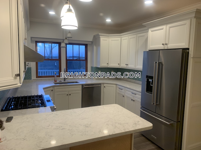 BOSTON - BRIGHTON - OAK SQUARE - 5 Beds, 4.5 Baths - Image 2