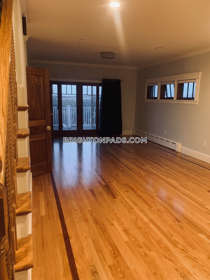 BOSTON - BRIGHTON - OAK SQUARE - 5 Beds, 4.5 Baths - Image 39