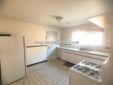 Boston - 2 Beds, 1 Baths