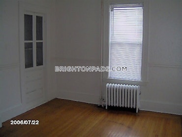 Boston - 4 Beds, 2 Baths