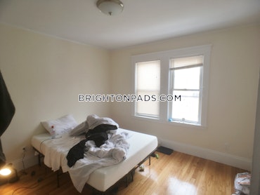 Boston - 4 Beds, 2 Baths