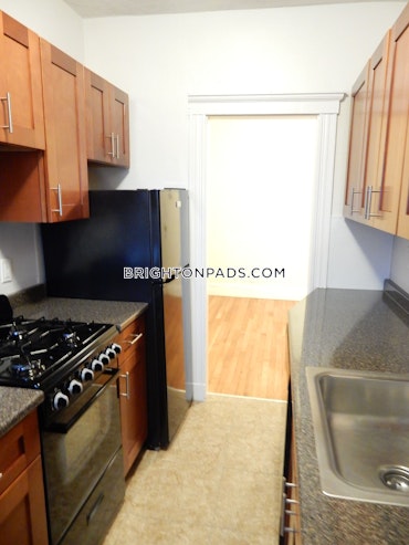 Boston - 0 Beds, 1 Baths