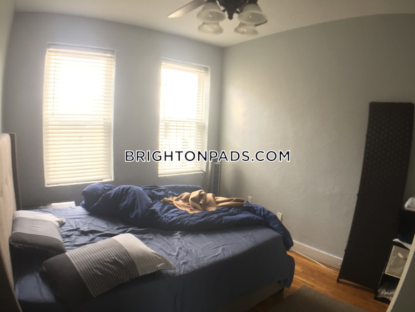 BOSTON - BRIGHTON - OAK SQUARE - 1 Bed, 1 Bath - Image 1