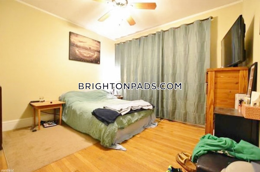 BOSTON - BRIGHTON- WASHINGTON ST./ ALLSTON ST. - 3 Beds, 1 Bath - Image 2