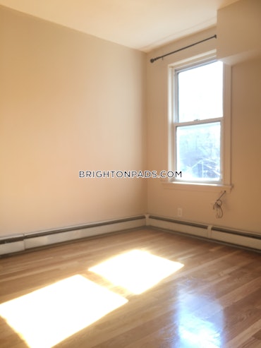 Boston - 1 Beds, 1 Baths